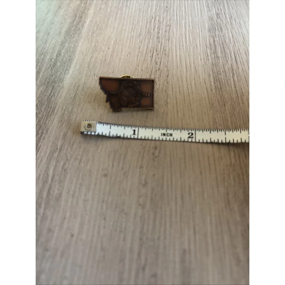 Vtg Montana Centennial 1889/1989 Copper Colored Lapel Pin‎